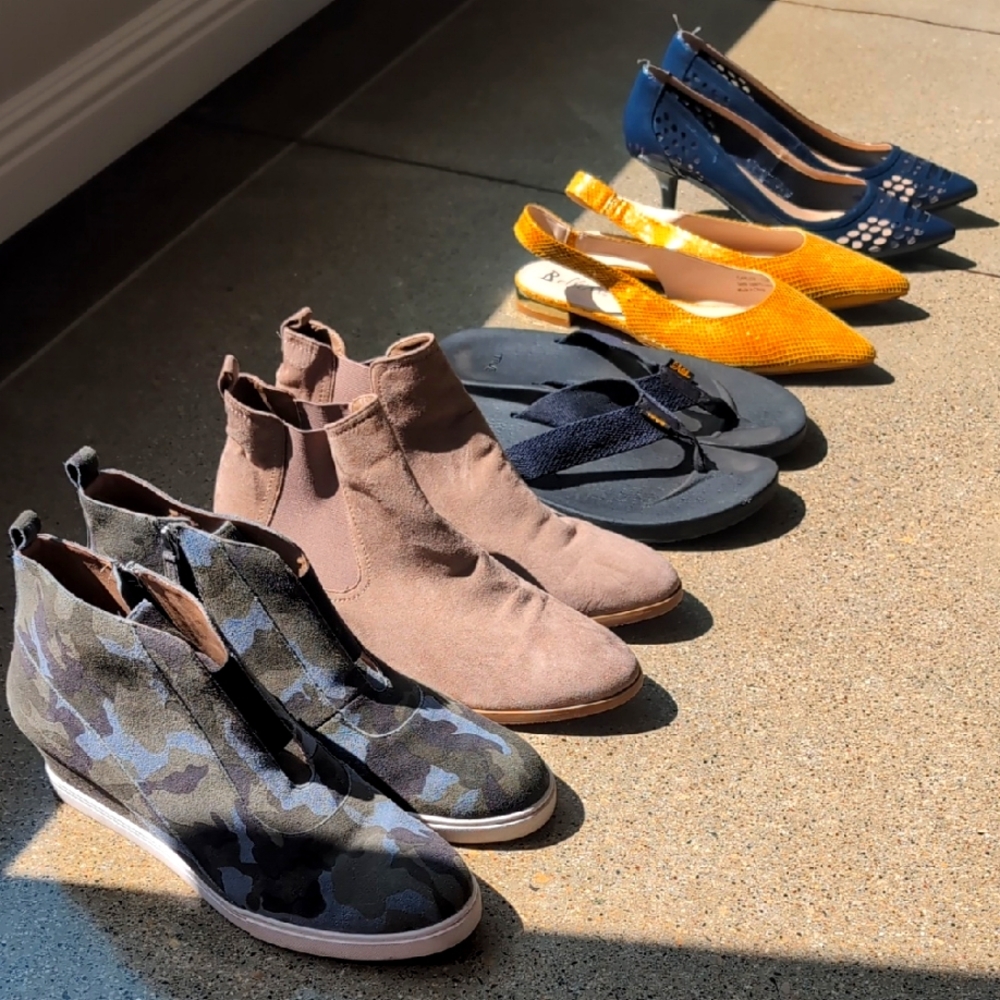 Women's size 13 FOOTWEAR